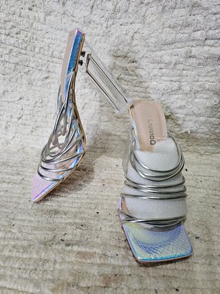 Sandalias tacón transparente