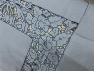 Tovaglia in lino per 12 persone