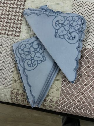 Tovaglia in lino per 12 persone