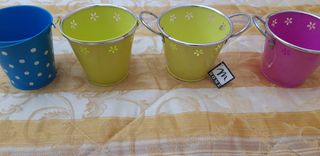 Set 4 vasetti in metallo
