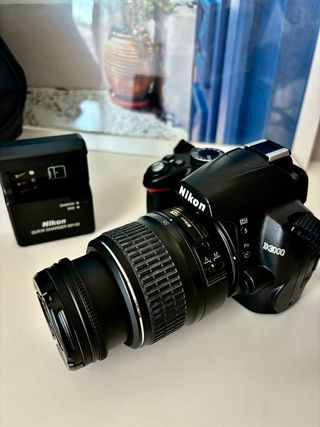 Nikon D3000