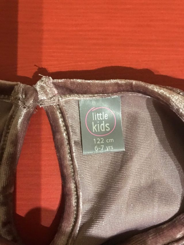 Vestido fiesta talla 6/7 años.