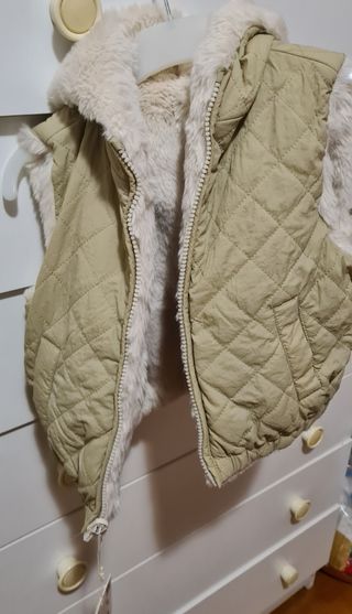 Gilet reversibile bimba 18-24mesi zara