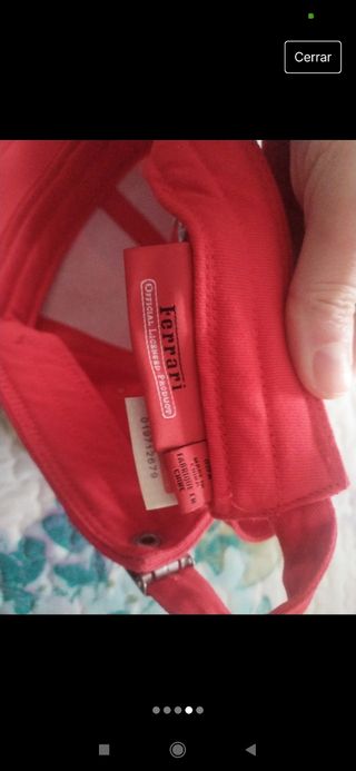 Gorra Escudería Ferrari. ORIGINAL