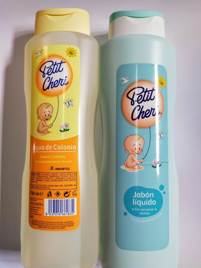 COLONIA Y JABÓN LÍQUIDO PETIT CHERI