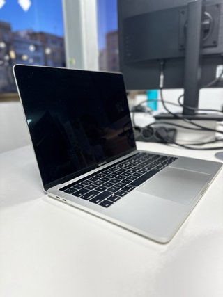 Macbook Pro 13” 2017
