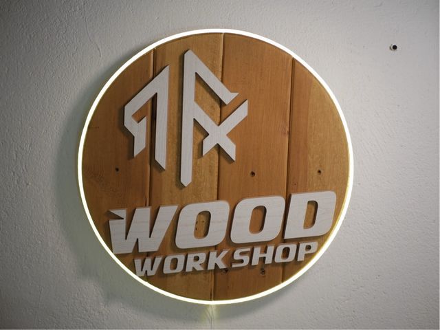 Decoracion decorativa personalizada  madera y led