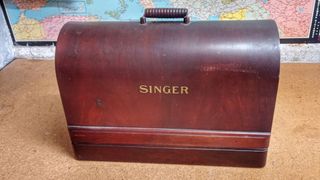 Máquina de coser Singer manivela