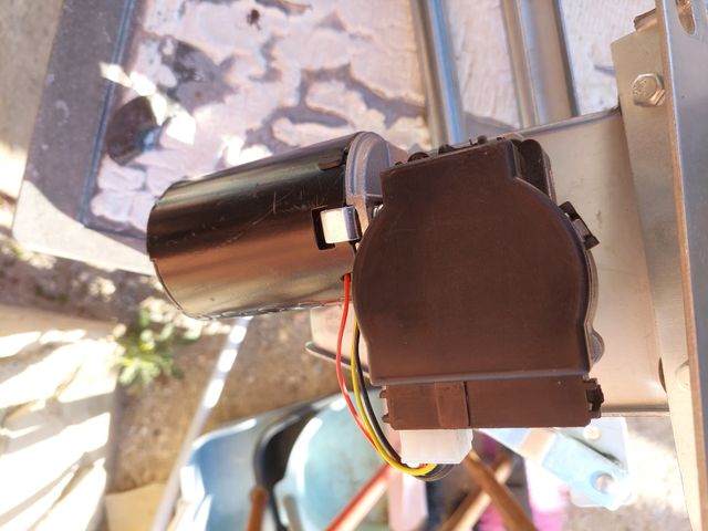 Motor limpiaparabrisas