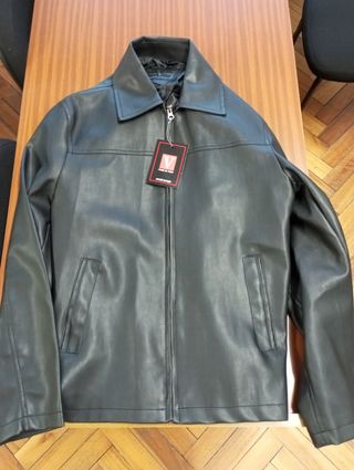 Cazadora polipiel tipo cuero 