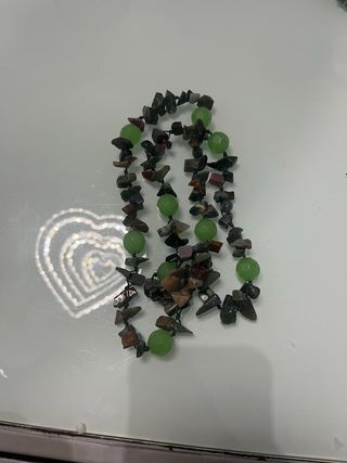 Collana con pietre di giada