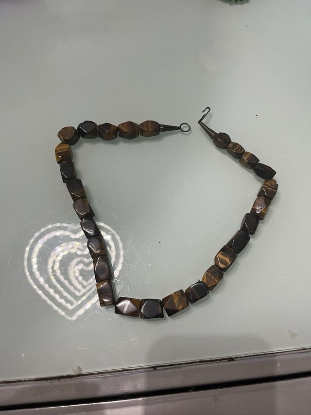 Collana con pietre occhio di tigre
