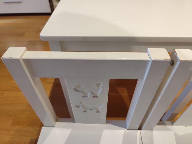 Mesa y 2 sillas blancas Kritter, de Ikea