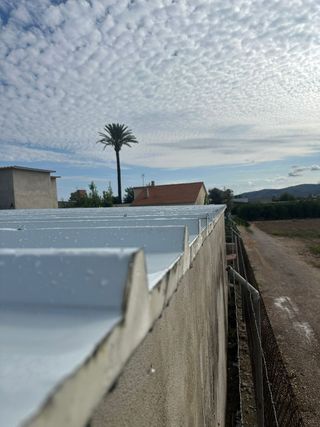 PANEL SANDWICH EN AMPOSTA