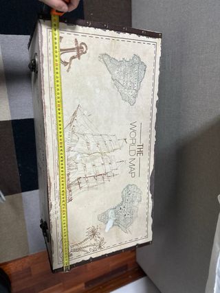 Baúl madera/polipiel mapa mundo antigüo