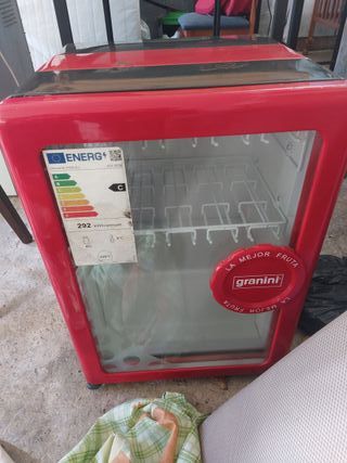 Nevera pequeña