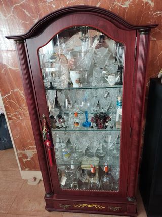 Conjunto de comedor estilo Luis XV