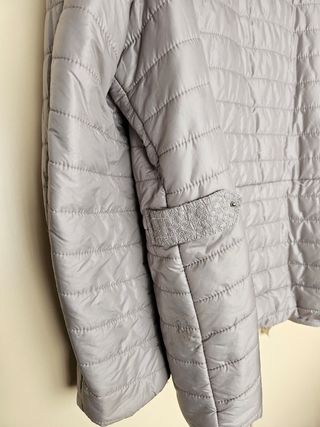 Giubbino imbottito/trapuntato per donna.