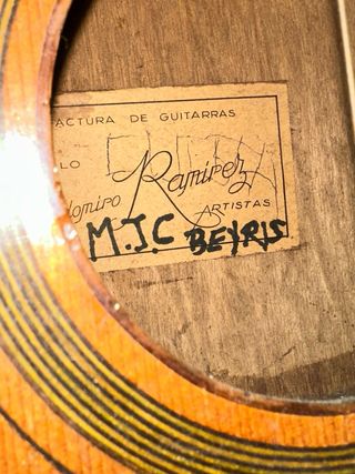 GUITARRA RAMIREZ ANTIGUA