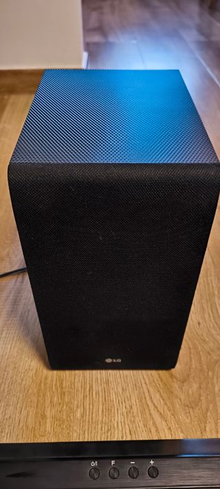 Barra de sonido LG Home cinema 2.1