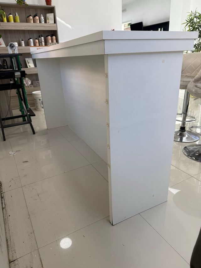 Manicure alto da tavolo