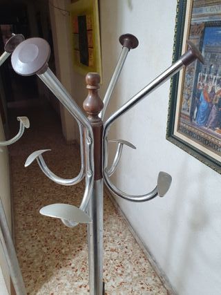 2 perchas de pie aluminio