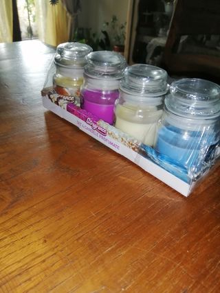 Bellissimo set di 4 candele in barattolo di vetro