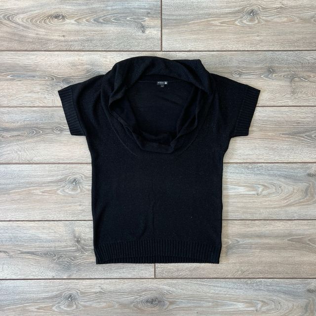 Vintage 2000s Elegant black Tee