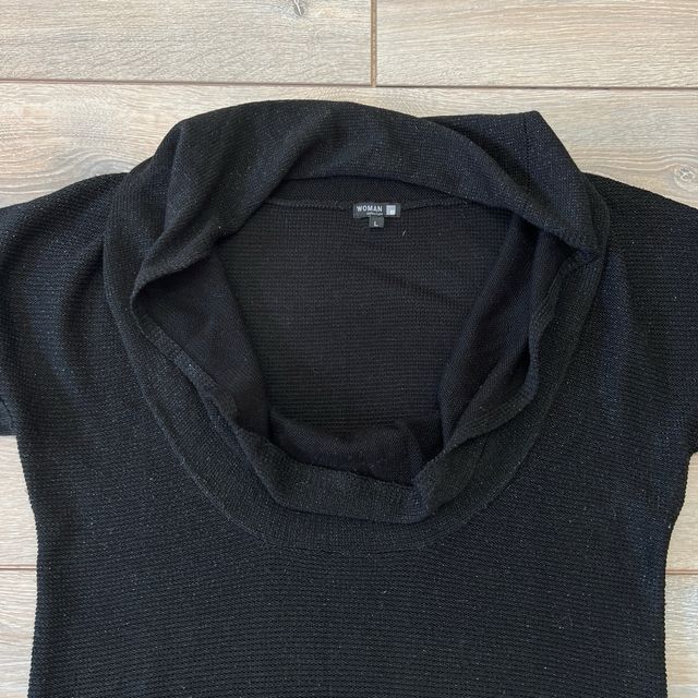 Vintage 2000s Elegant black Tee