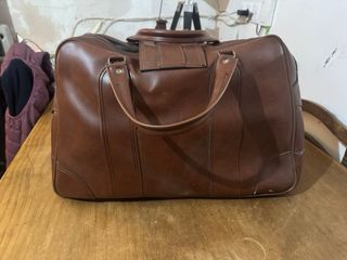 Maleta de piel