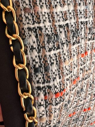 Vestido con estilo Chanel