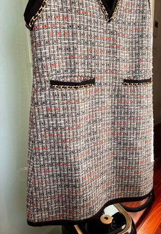 Vestido con estilo Chanel