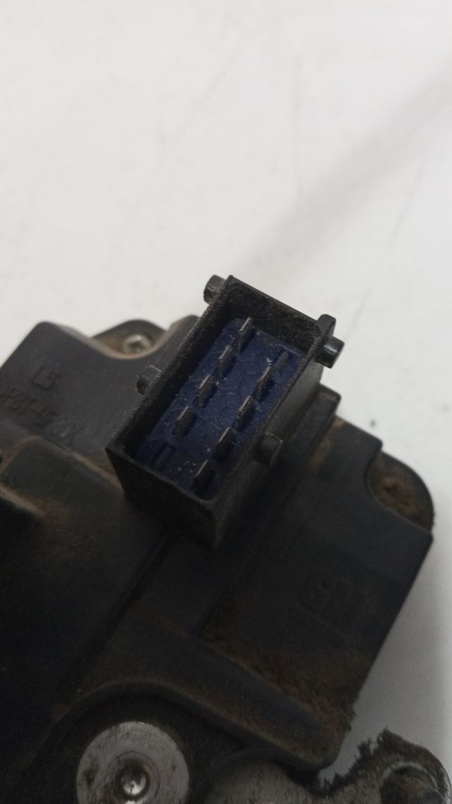 820000246 CERRADURA PUERTA IZQUIERDA CONDUCTOR