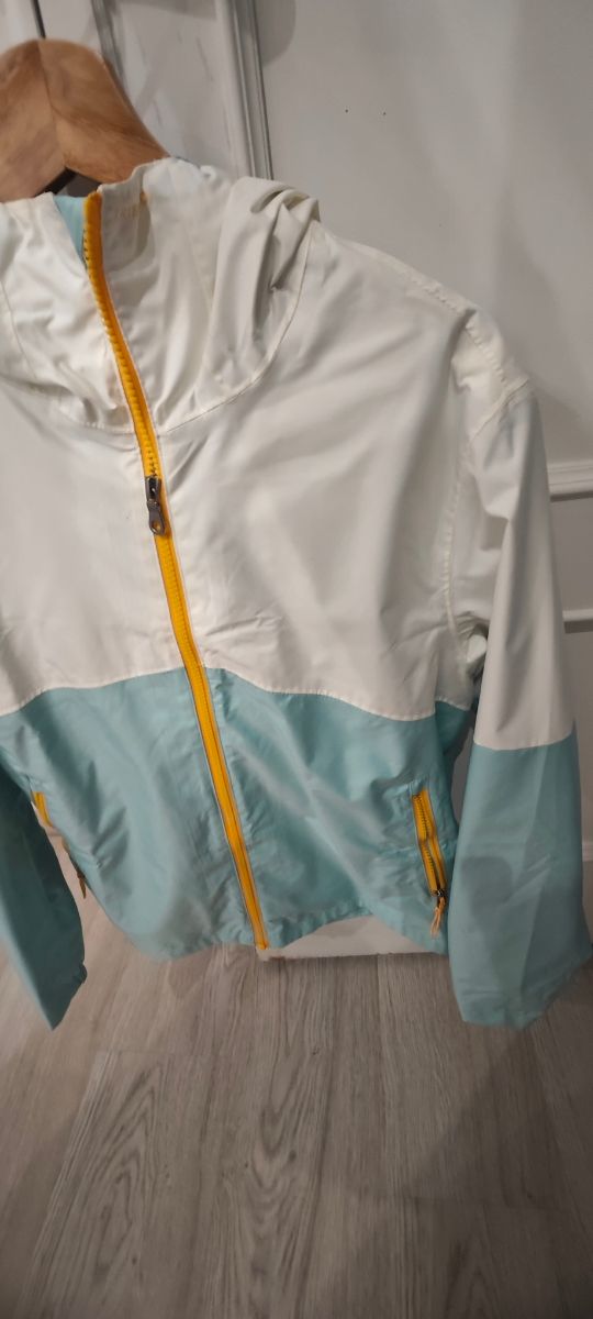 Chubasquero decathlon