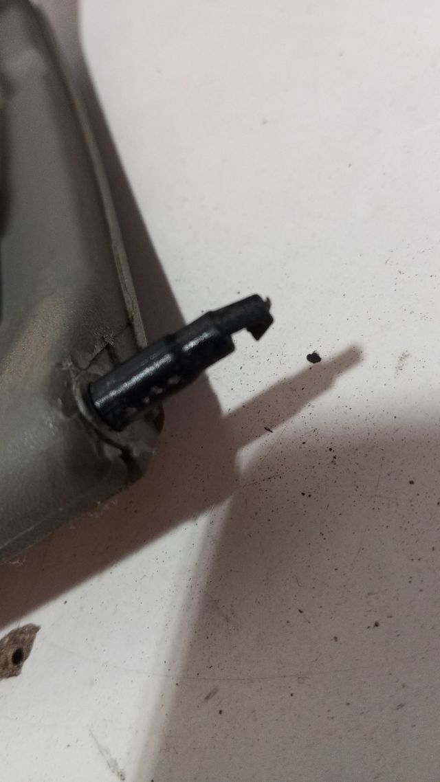 AX0 SCINTEX GUANTERA RENAULT TRAFIC 2.0 M9R 2008