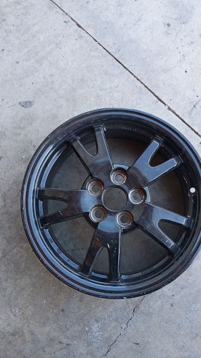 15x6J45 LLANTA DE ALUMINIO TOYOTA PRIUS 2012