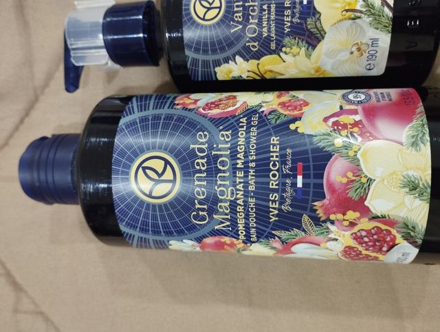 Conjunto da Yves Rocher banho e corpo