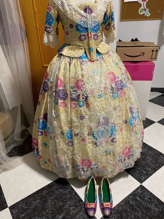 Traje de fallera