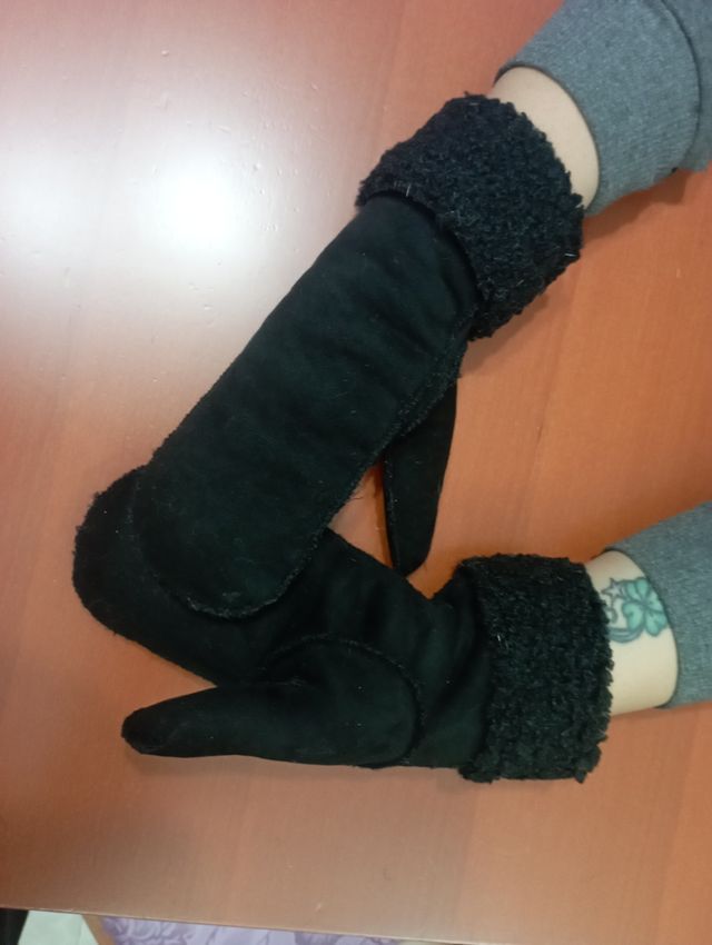 Muffola scamosciato con ecopelliccia taglia L/XL