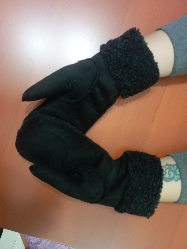 Muffola scamosciato con ecopelliccia taglia L/XL