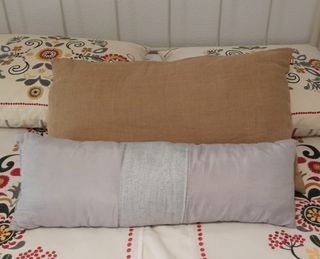 3 Cojines de colores Ikea