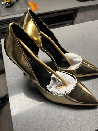 Se venden zapatos dorados de boda/fiesta