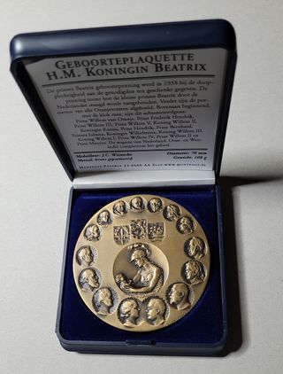 Medaglia di Bronzo nascita della Regina Beatrice