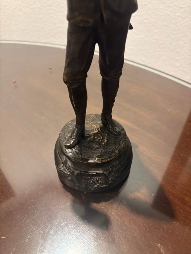 Figura de Bronce 30 cm. Cazador coleccionismo