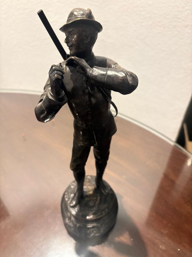 Figura de Bronce 30 cm. Cazador coleccionismo