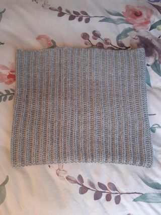 Bufanda gris redonda. Unisex 