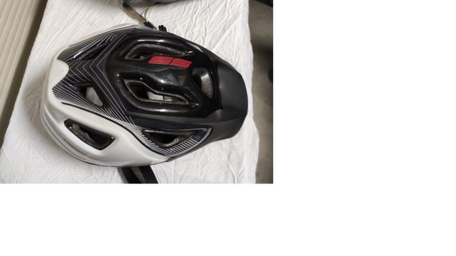 Vendo CASCO DA BICI usato
