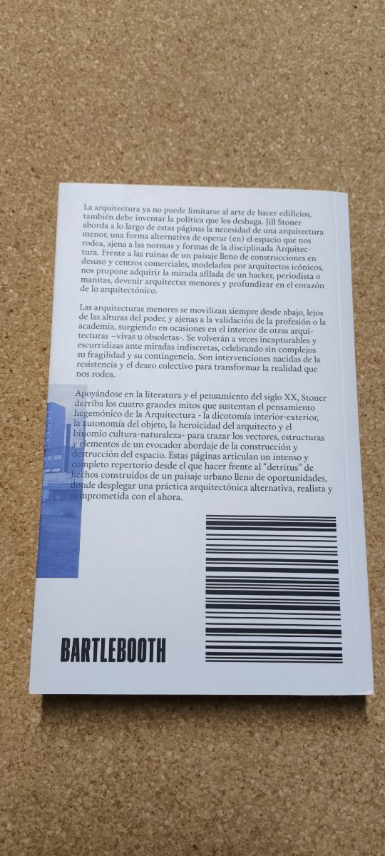 Libro hacia una arquitectura menor