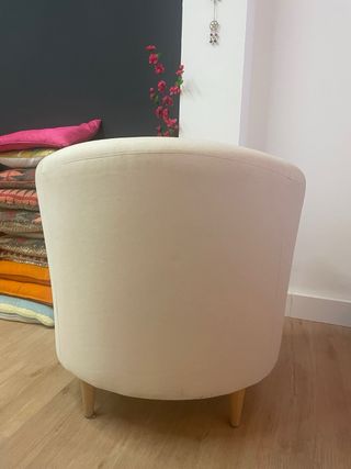 Butaca Ikea en buen estado con funda blanca