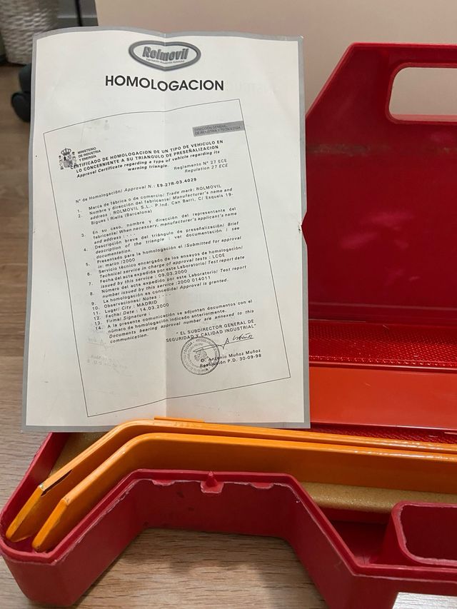 Triângulos aprovados para carros